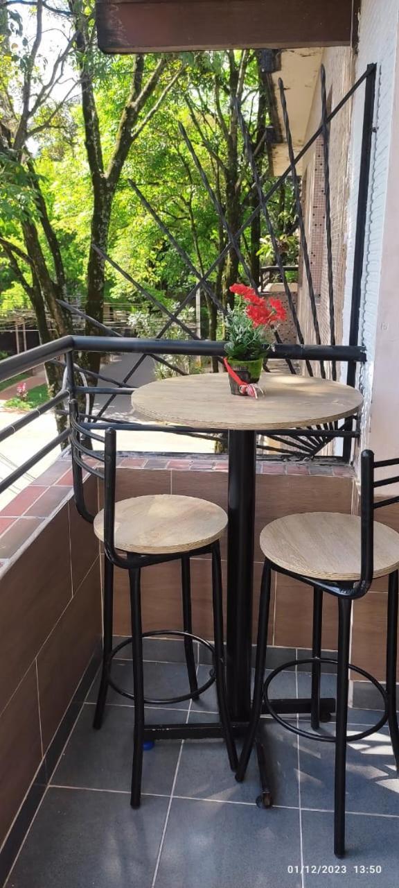 Apartment 22 3 Con Balcon En Laureles Estadio